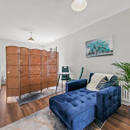 Stunning Studio Flat With Free On-Street Parking! Plumstead  Exterior photo