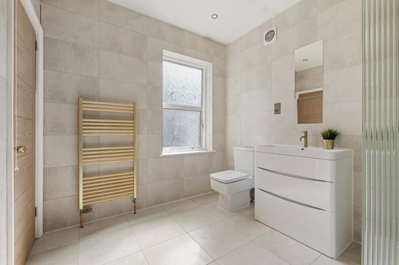Stunning Studio Flat With Free On-Street Parking! Plumstead  Exterior photo
