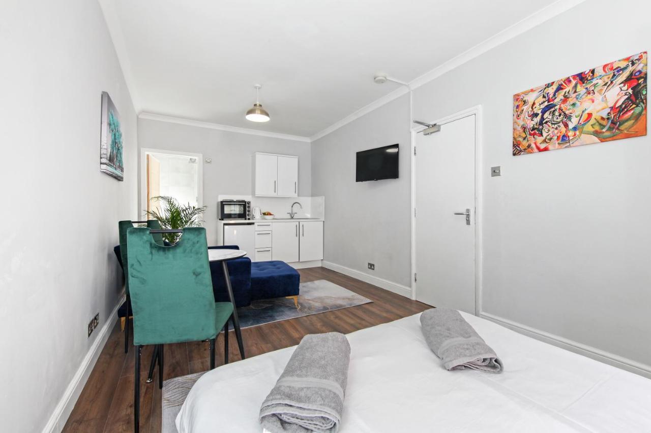 Stunning Studio Flat With Free On-Street Parking! Plumstead  Exterior photo